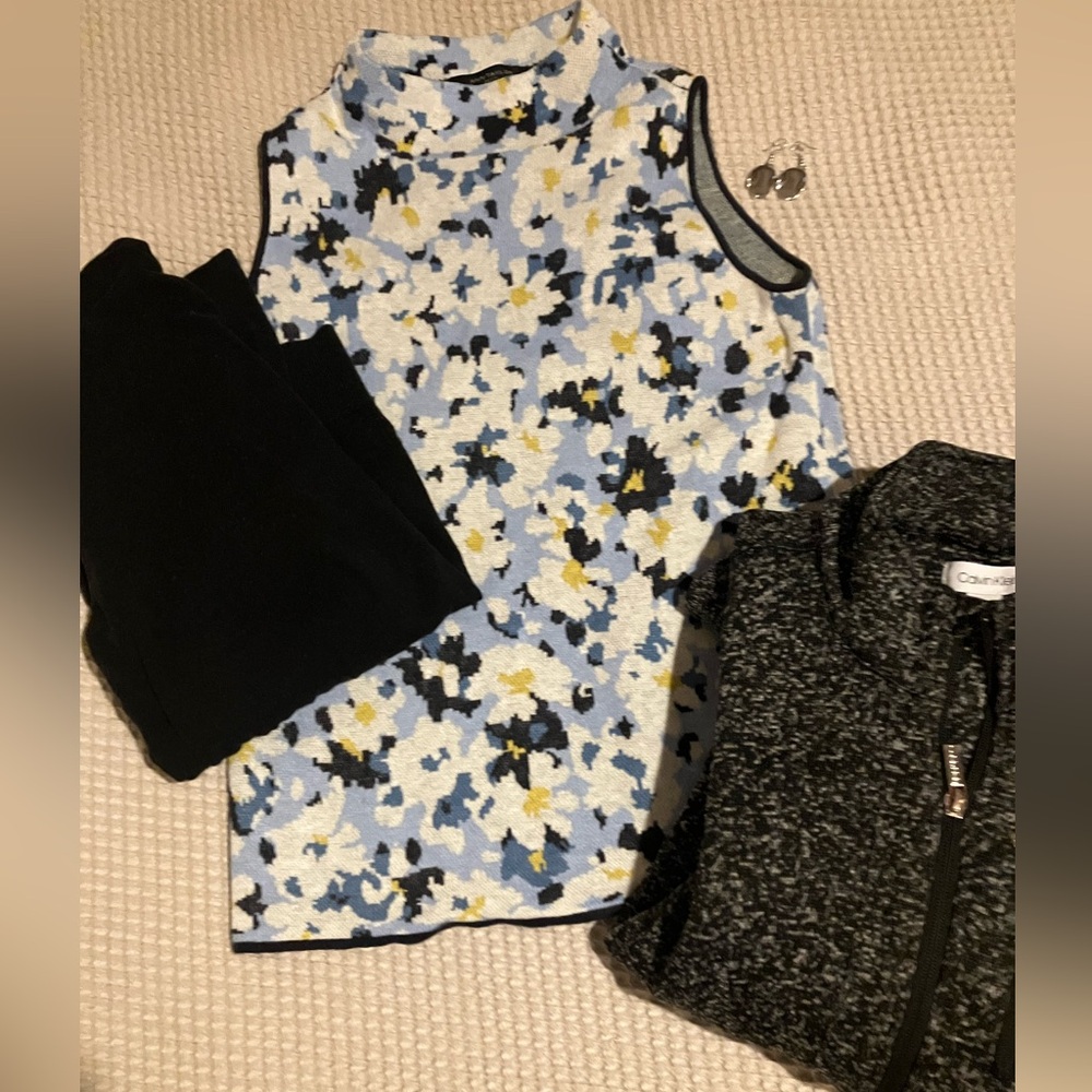 Ann Taylor Floral Sleeveless Knit Top, SP